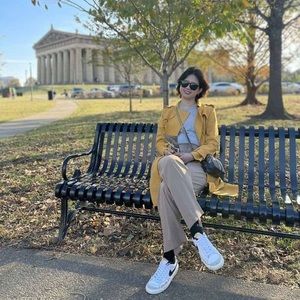 Meet your Posher, Tan